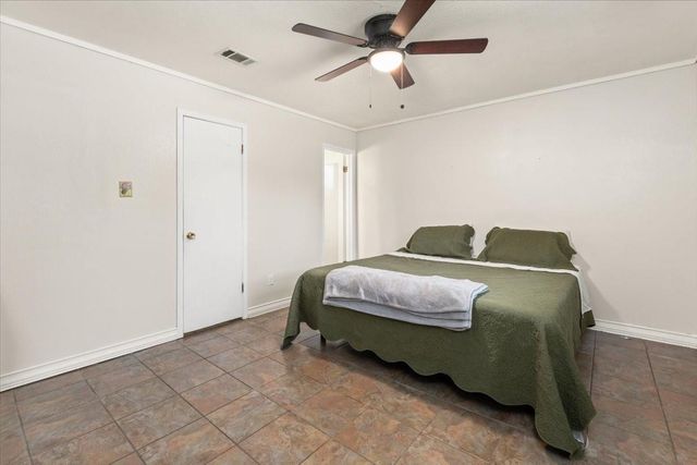 1209 E Brown Lane, Deer Park, TX 77536