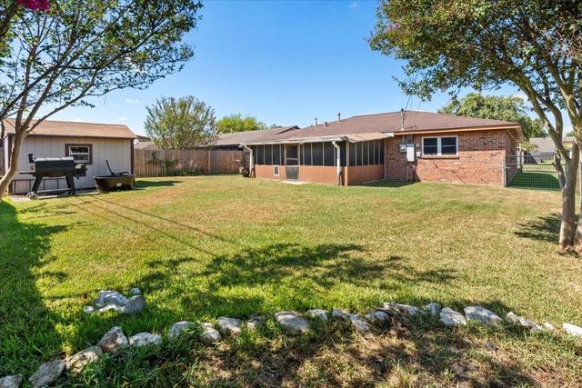 1209 E Brown Lane, Deer Park, TX 77536