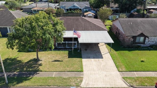 1209 E Brown Lane, Deer Park, TX 77536