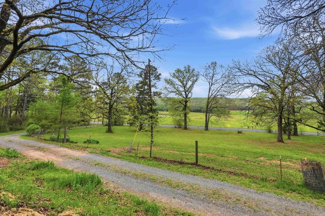 175 Acklin Gap Road, Conway, AR 72032