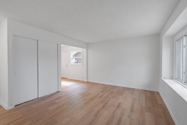 5226 Girard Avenue N, Minneapolis, MN 55430