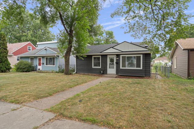 5226 Girard Avenue N, Minneapolis, MN 55430