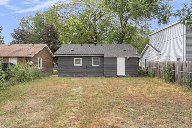 5226 Girard Avenue N, Minneapolis, MN 55430