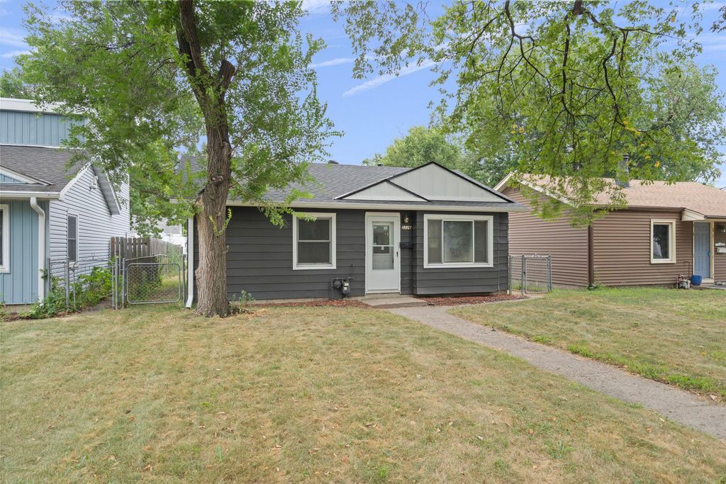 5226 Girard Avenue N, Minneapolis, MN 55430