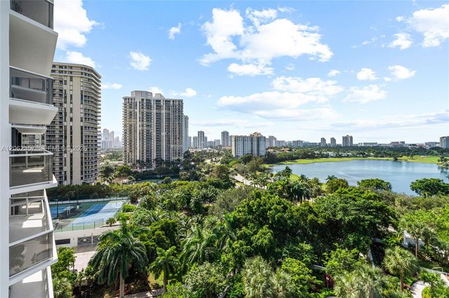 20281 E Country Club Drive 909, Aventura, FL 33180