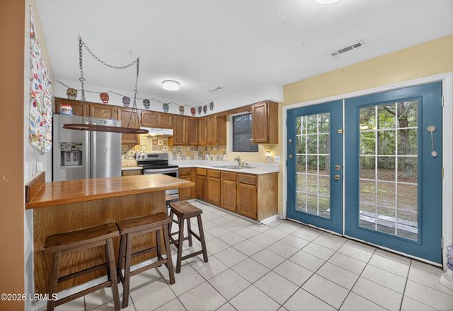 32 Parker Drive, Beaufort, SC 29906