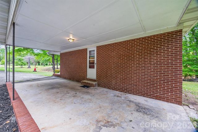 2380 Dixon Road, Belmont, NC 28012