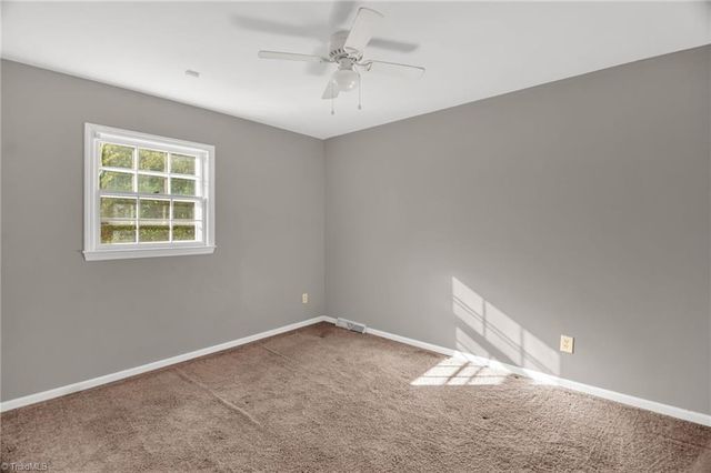 5218 Muirfield Drive, Lexington, NC 27295