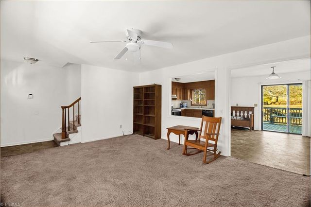 5218 Muirfield Drive, Lexington, NC 27295