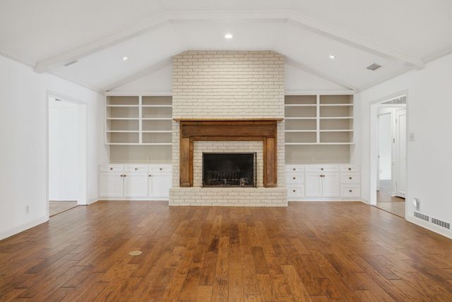 2725 Pecan Drive, Tyler, TX 75701