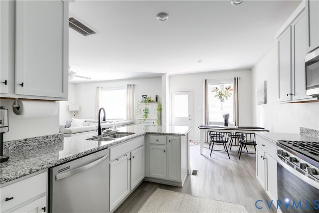 15625 Cedarville Dr, Midlothian, VA 23112