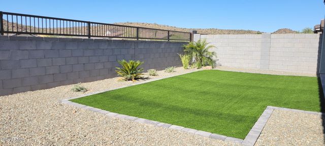 13573 W SHIFTING SANDS Drive, Peoria, AZ 85383