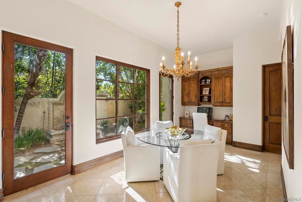 Image 16 of property listing at 7748 Road To Zanzibar, Rancho Santa Fe, CA 92127