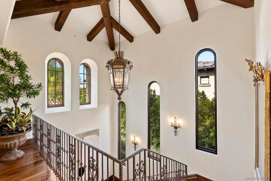 Image 21 of property listing at 7748 Road To Zanzibar, Rancho Santa Fe, CA 92127