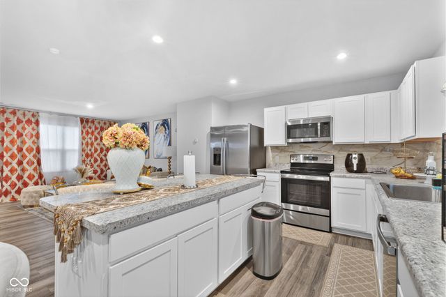 252 N Fairfield Drive, Danville, IN 46122