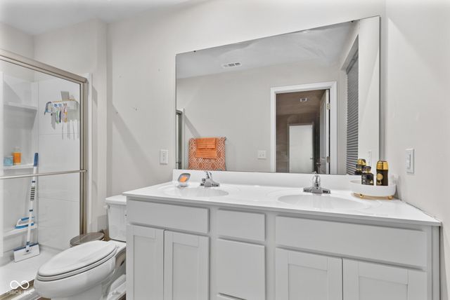 252 N Fairfield Drive, Danville, IN 46122