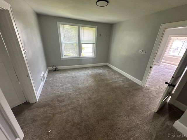 3835 Vine Street, Cincinnati, OH 45217