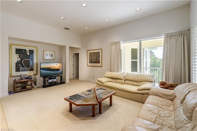 28652 San Lucas LN 202, Bonita Springs, FL 34135