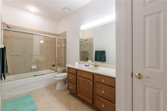 28652 San Lucas LN 202, Bonita Springs, FL 34135