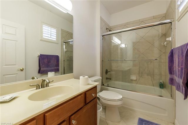 28652 San Lucas LN 202, Bonita Springs, FL 34135