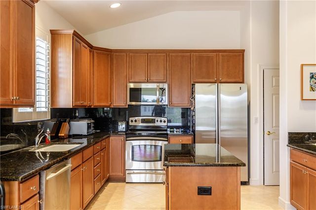 28652 San Lucas LN 202, Bonita Springs, FL 34135