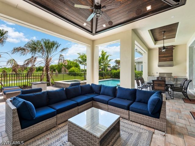 3340 Kumamoto Lane, Naples, FL 34114