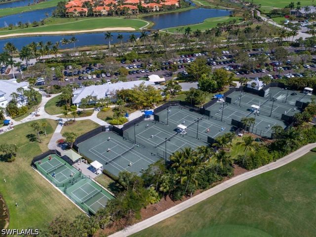 3340 Kumamoto Lane, Naples, FL 34114