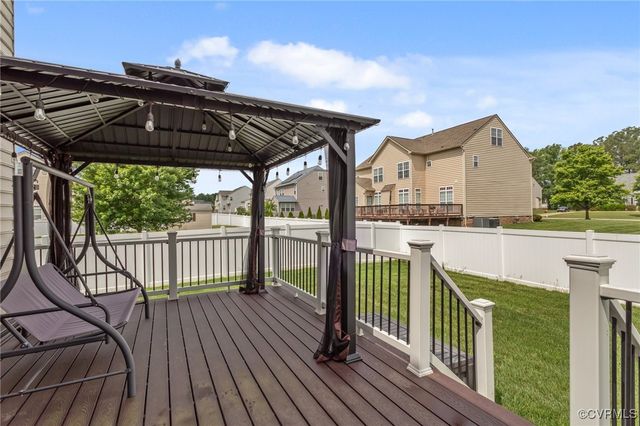 1601 Carty Bay Dr, Chester, VA 23836