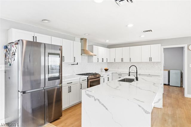 845 Kenny Way, Las Vegas, NV 89107