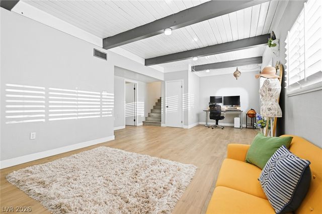 845 Kenny Way, Las Vegas, NV 89107