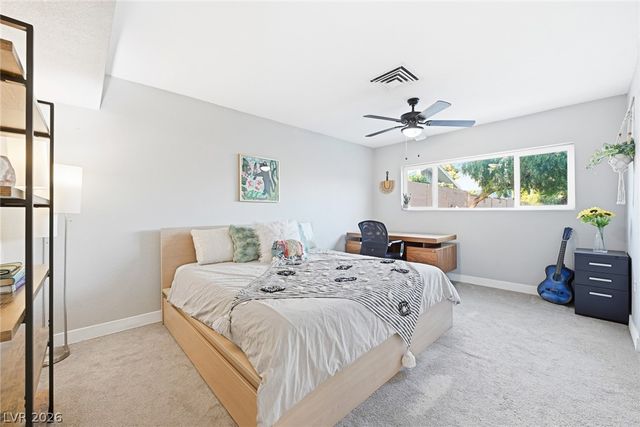 845 Kenny Way, Las Vegas, NV 89107