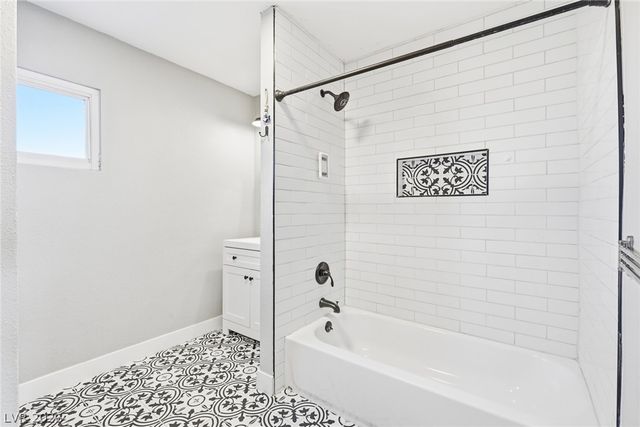 845 Kenny Way, Las Vegas, NV 89107