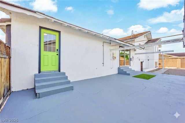 845 Kenny Way, Las Vegas, NV 89107