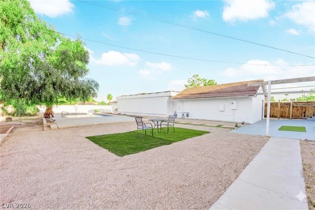 845 Kenny Way, Las Vegas, NV 89107