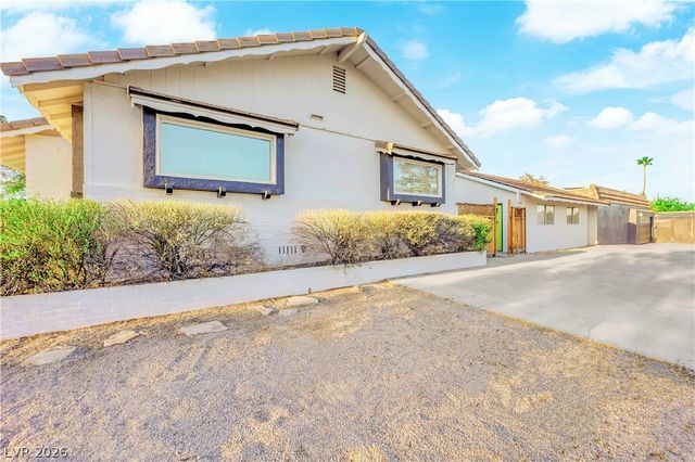 845 Kenny Way, Las Vegas, NV 89107