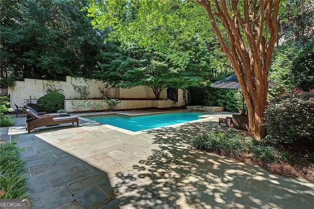 82 Blackland Road NW, Atlanta, GA 30342