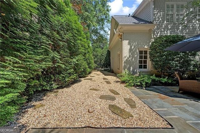 82 Blackland Road NW, Atlanta, GA 30342