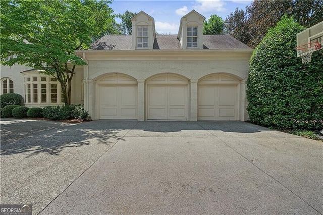 82 Blackland Road NW, Atlanta, GA 30342
