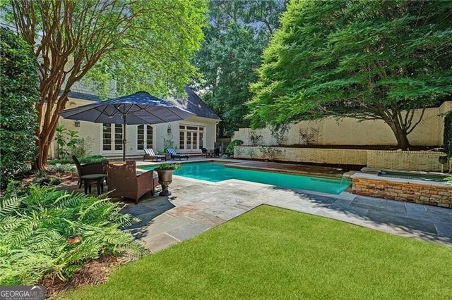 82 Blackland Road NW, Atlanta, GA 30342