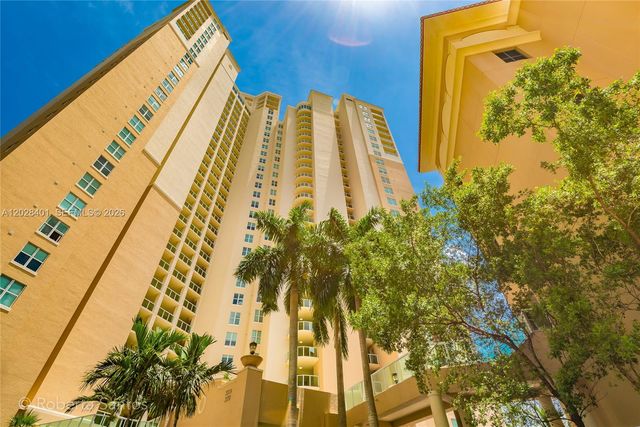 3340 NE 190th Street 409, Aventura, FL 33180