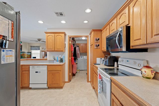 63940 E 297 Lane, Grove, OK 74344