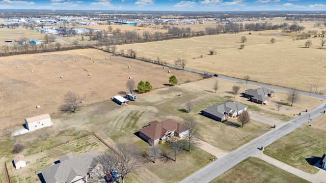 63940 E 297 Lane, Grove, OK 74344