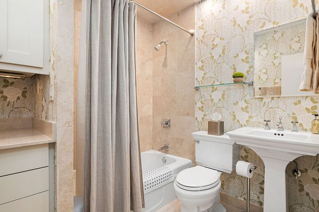 1000 N LAKE SHORE Plaza 39C, Chicago, IL 60611