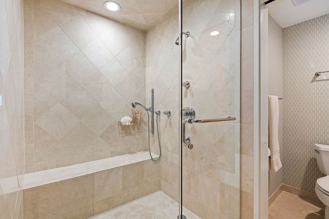 1000 N LAKE SHORE Plaza 39C, Chicago, IL 60611