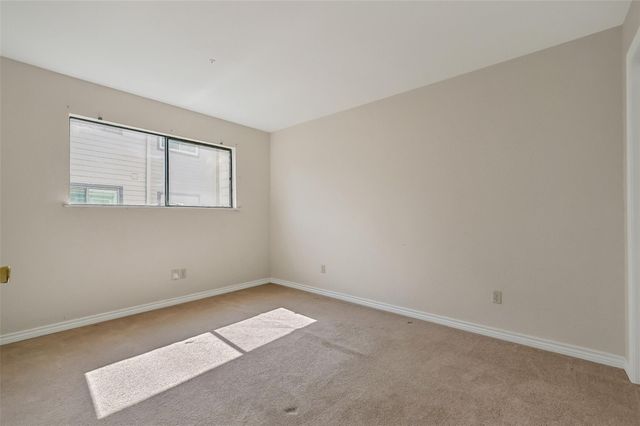 3220 69th Street J1, Galveston, TX 77551