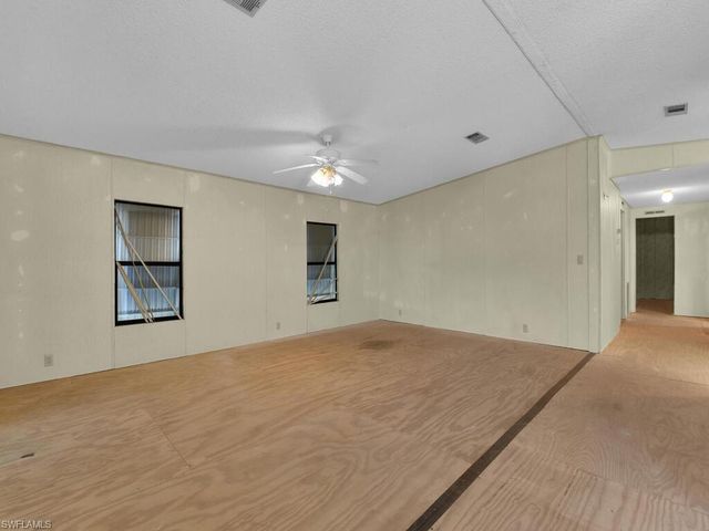 9855 Sugarmill Springs DR, Fort Myers, FL 33905