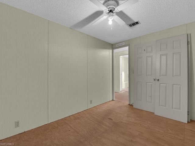 9855 Sugarmill Springs DR, Fort Myers, FL 33905