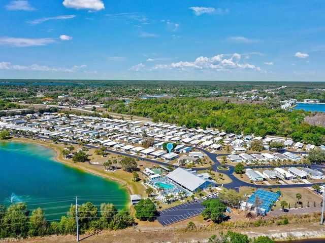 9855 Sugarmill Springs DR, Fort Myers, FL 33905