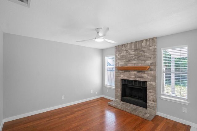 800 Smoke Signal PASS, Pflugerville, TX 78660