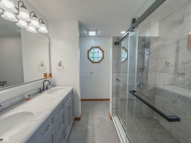 93 Gettysburg Drive, Coatesville, IN 46121